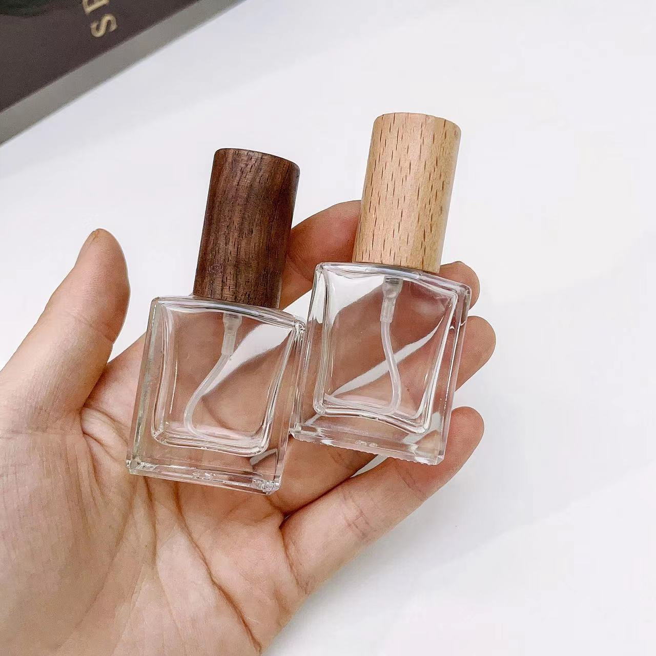Perfume Fragrance Vending Machine - Ahşap kap boş parfüm Atomizer ile